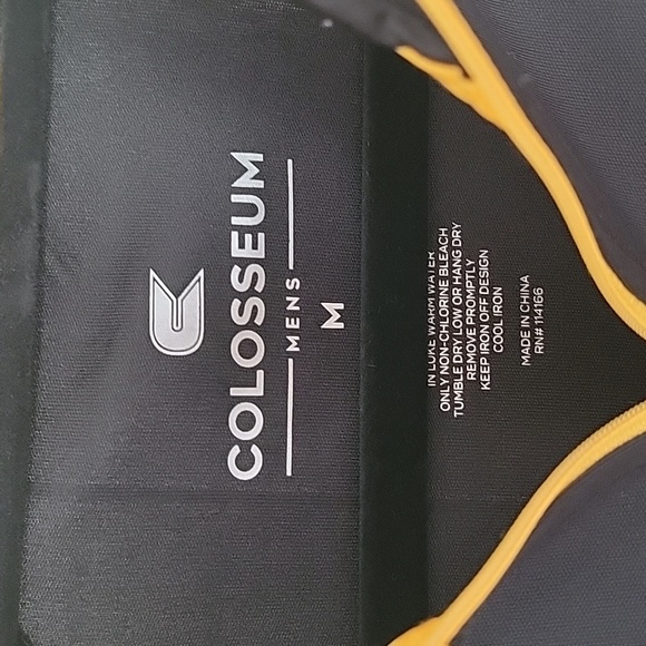 Iowa Hawkeyes Colosseum Medium Long Sleeve Shirt - Picture 2 of 3